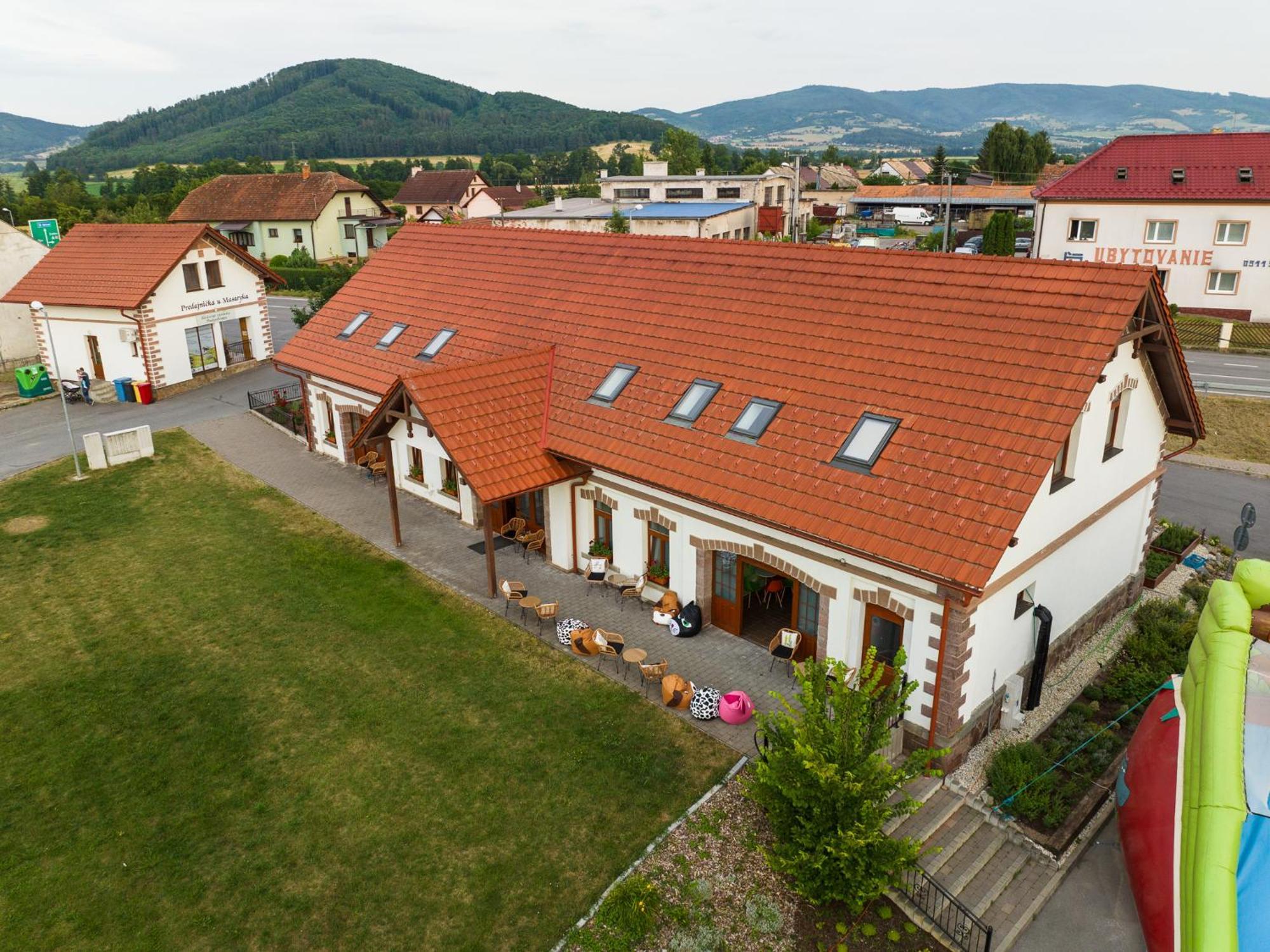 Rezort Masarykov Dvor Pstrusa Buitenkant foto
