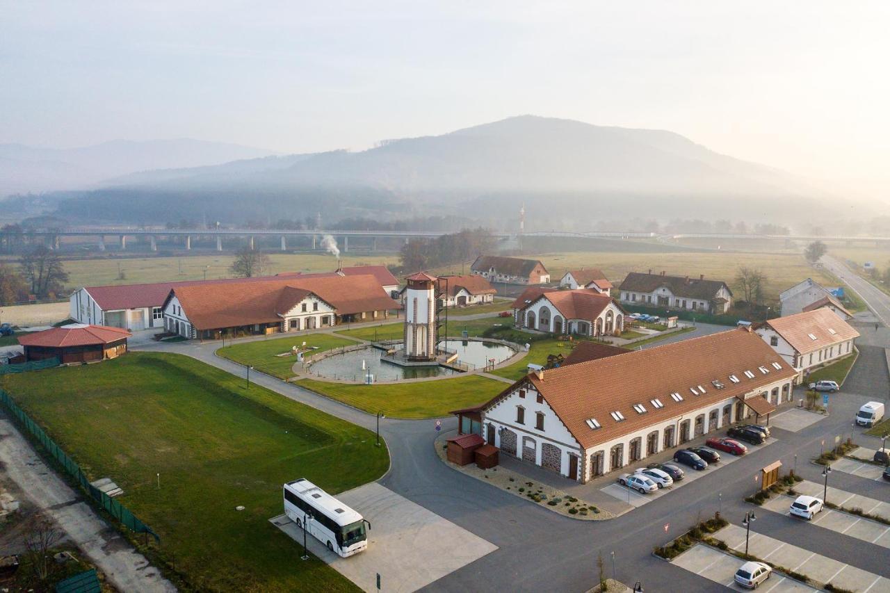Rezort Masarykov Dvor Pstrusa Buitenkant foto
